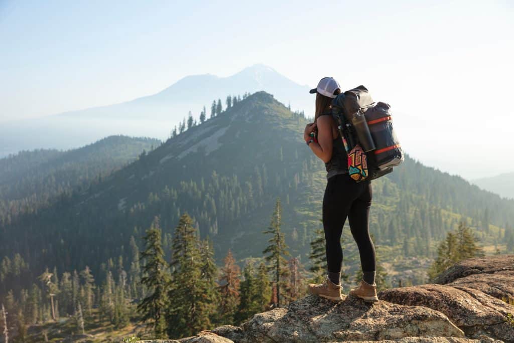 hiking-australia-woman-top-of-mountain